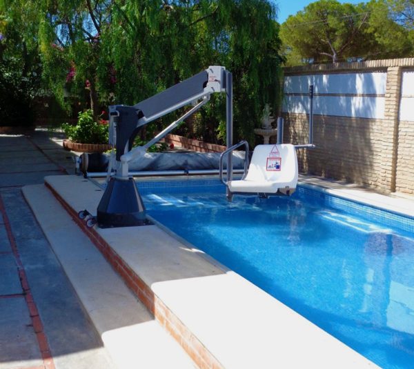 M3000 Auto elevateur pour handicapé extérieur piscine bords bas